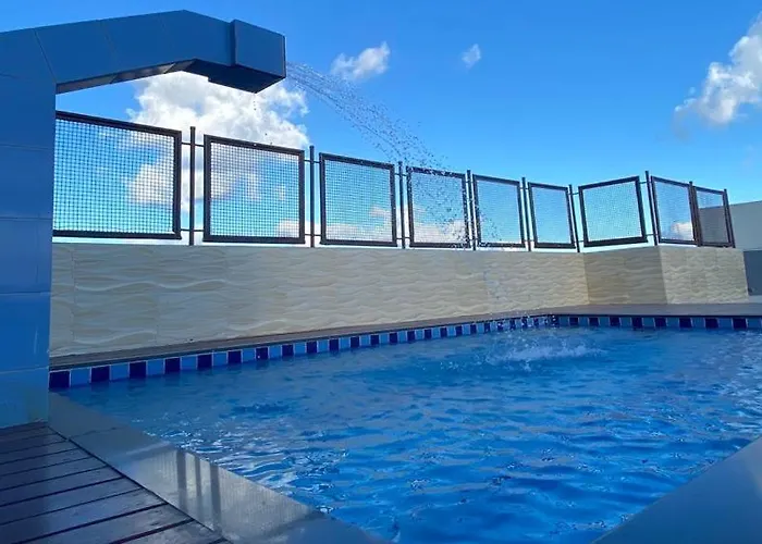 Hotel: Center Plaza Hotel